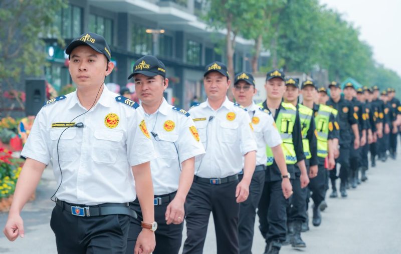 Công ty bảo vệ Hoa Sen