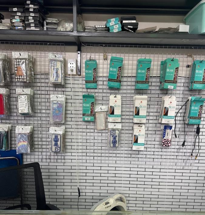 Cửa hàng điện thoại và phụ kiện Anh Khoa Mobile