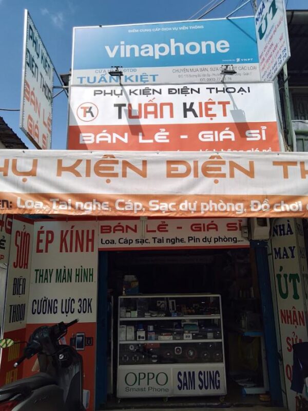 Cửa hàng linh kiện điện thoại Tuấn Kiện