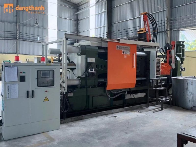 Ngũ Kim Đăng Thành