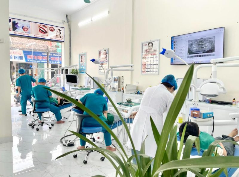 Nha khoa Bác sĩ Quyết