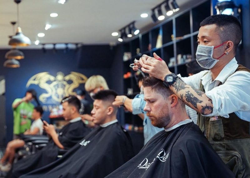 tiệm cắt tóc nam quận 1
