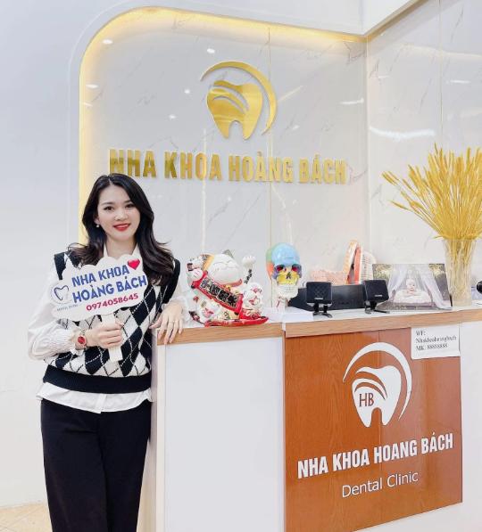 Khách hàng tại Nha khoa Hoàng Bách