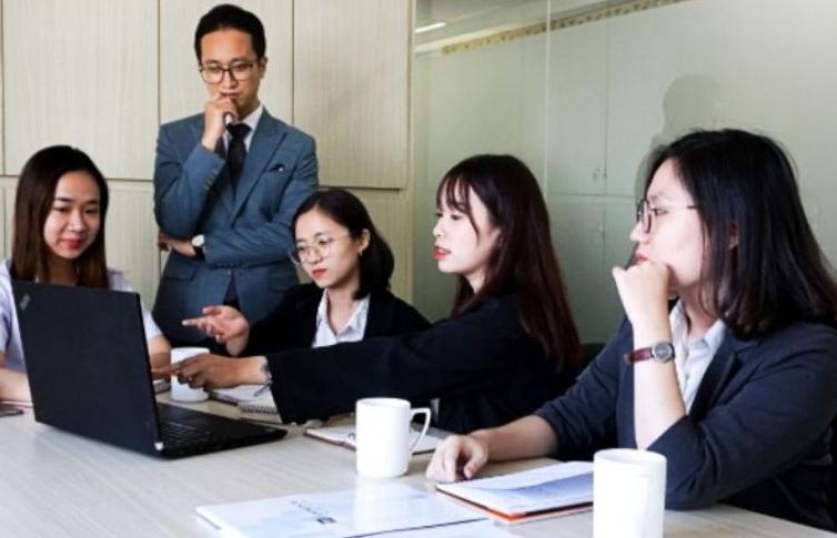 Văn phòng Luật sư Vương Bá Hùng