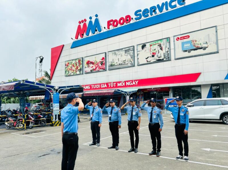 Đội ngũ nhân sự được đào tạo chuyên nghiệp