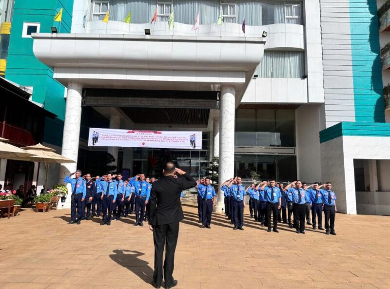 Đội ngũ chuyên nghiệp, được đào tạo bài bản