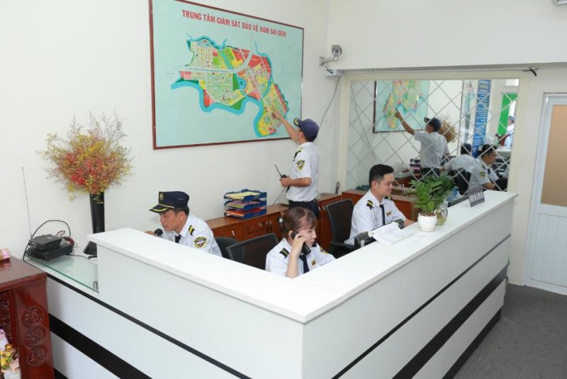 Đội ngũ bảo vệ được đào tạo chuyên nghiệp
